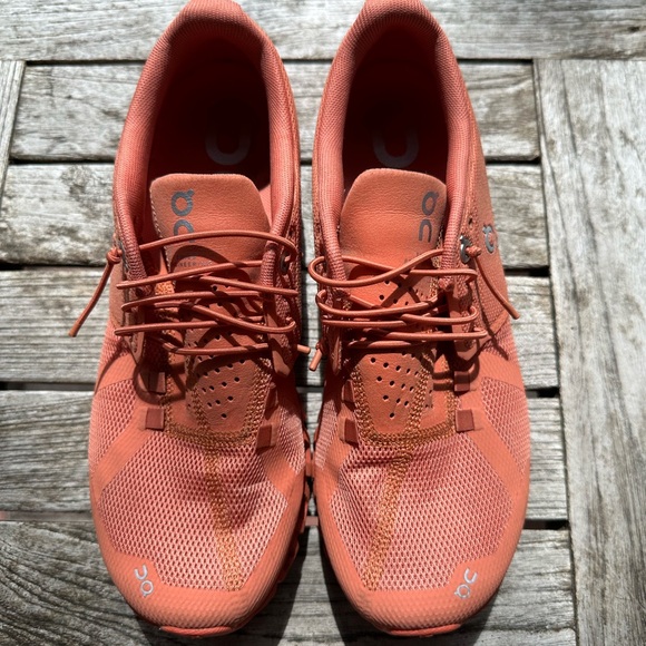 On Cloud Monochrome Flare Running Shoes - Picture 3 of 10